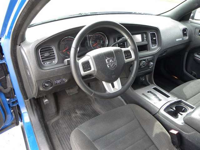 Dodge Charger 2013 photo 9